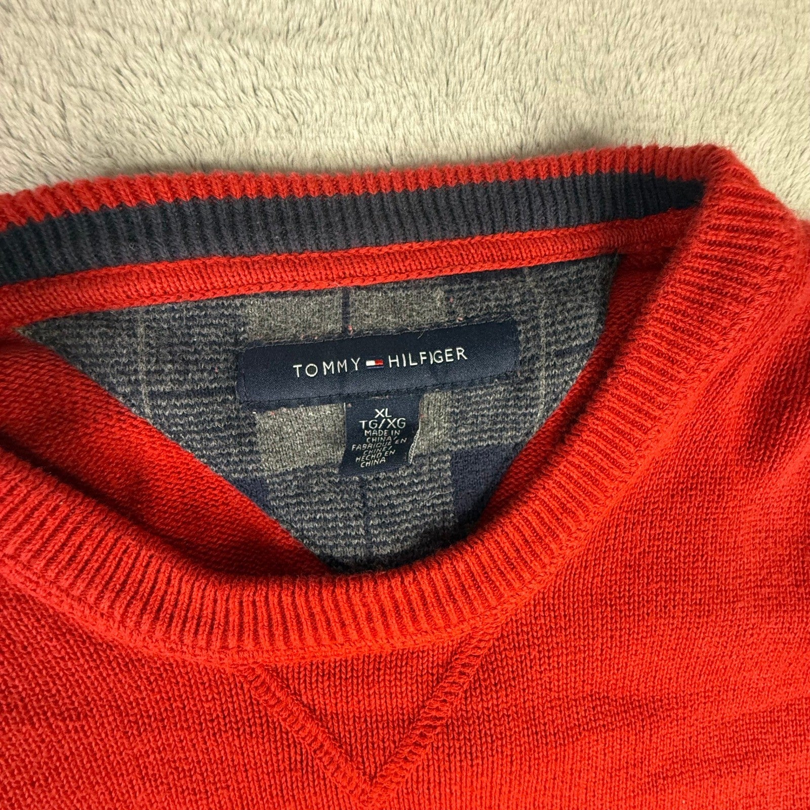 Tommy Hilfiger Mens Red Crewneck Sweater XL Plaid Trim Logo Knit