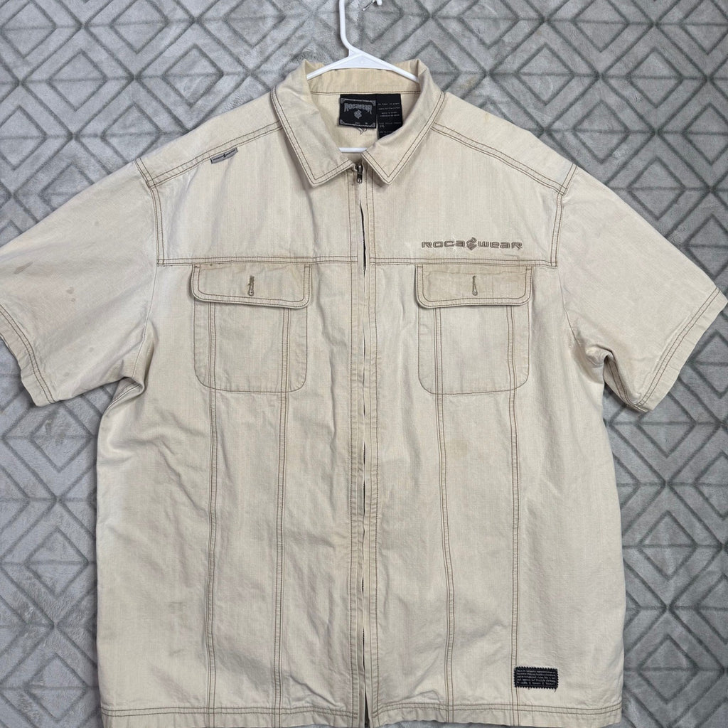 Rocawear Men's Tan Short Sleeve Zip Up Workwear Shirt Casual Tan Size XL