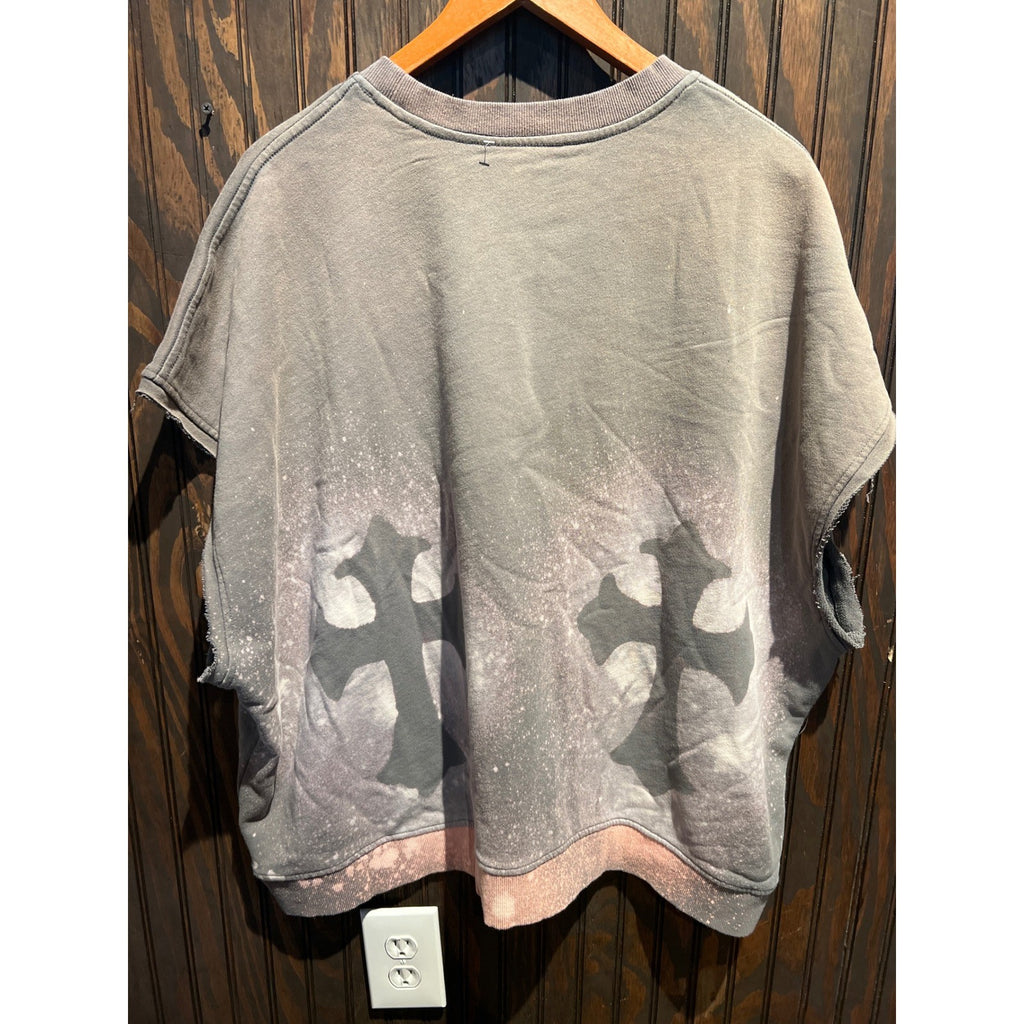 NIB Gray Acid Wash Cut Off Sleeve Sweatshirt Oversized Boxy Graphic Top 32x28