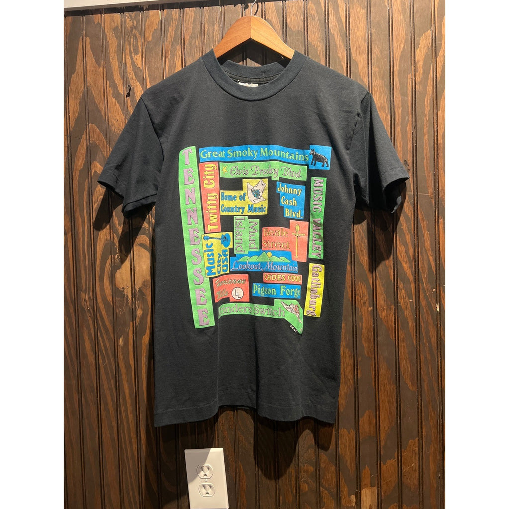 Vintage Tennessee Souvenir T-Shirt Black Smoky Mountains Music City USA Graphic