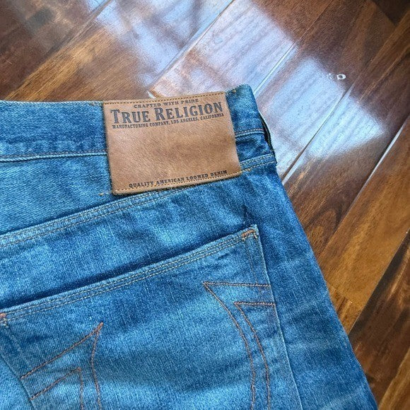 True Religion Bobby Mens 36 Straight Leg Jeans Blue Medium Wash Made in USA NEW