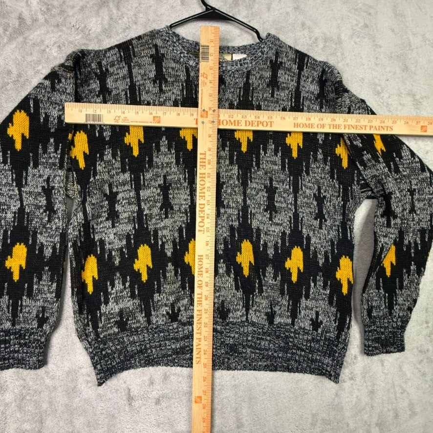 Diner Sportswear Mens Geometric Pattern Knit Sweater Gray Yellow Black Size M