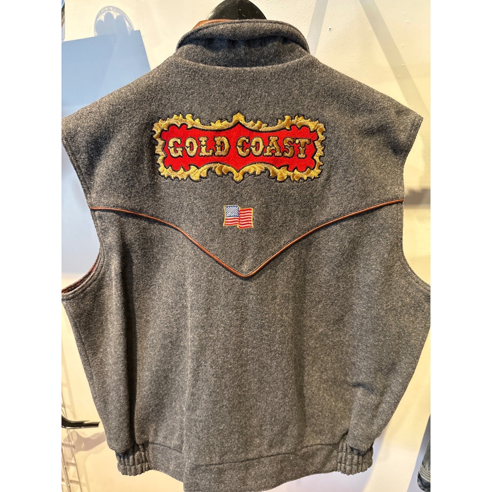 Gold Coast Mens 2005 Wrangler National Finals Rodeo Wool Leather Vest Grey XL