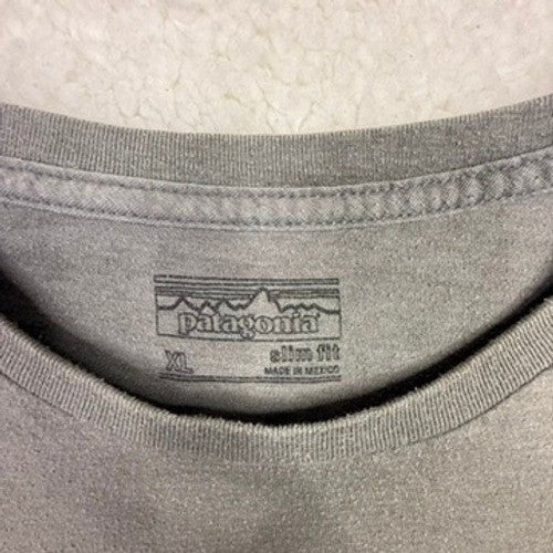 Patagonia Ventura CA Graphic T Shirt Mens XL Slim Fit Gray Mountains Logo