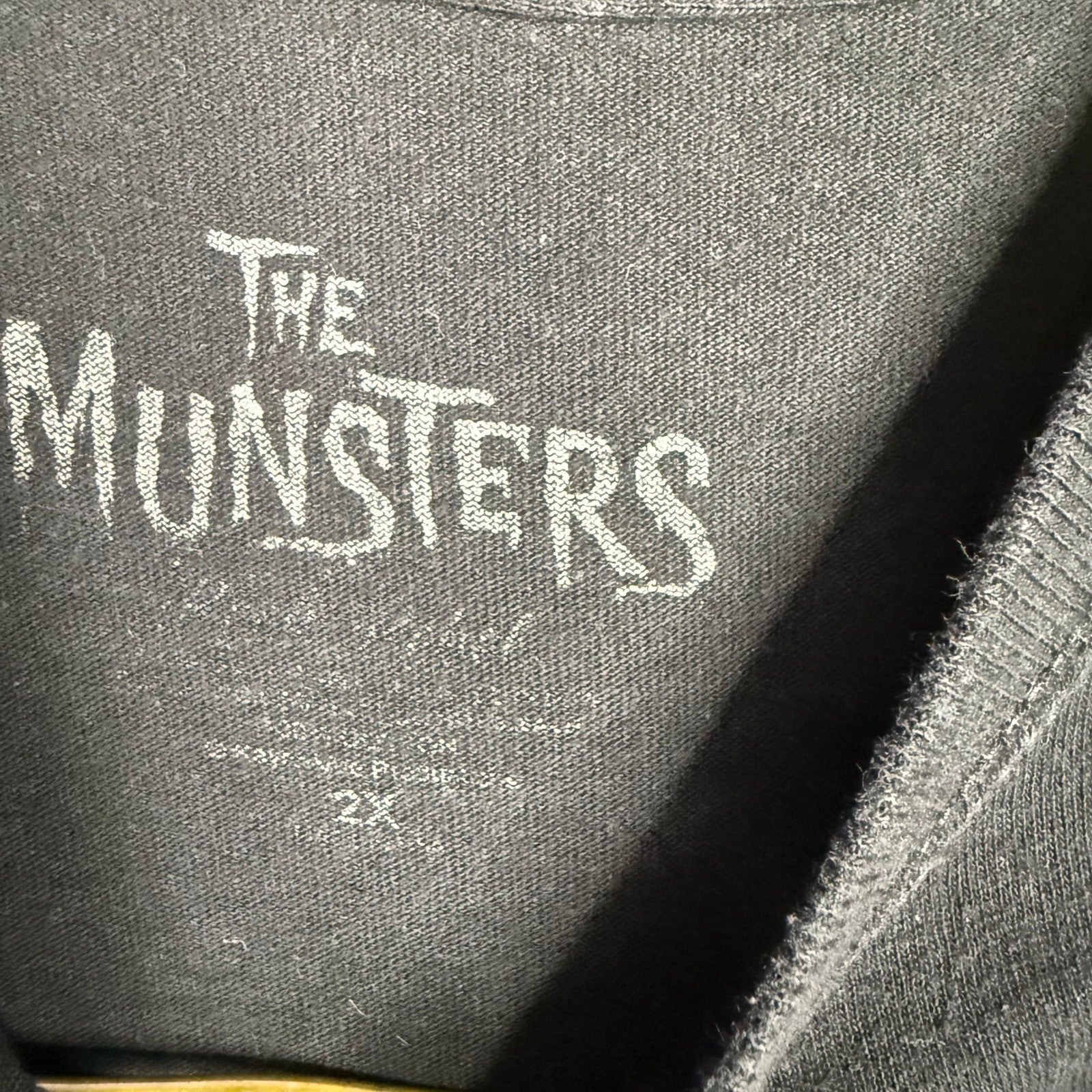 The Munsters Family Vintage Graphic T Shirt Mens 2XL Black Retro TV Show Tee