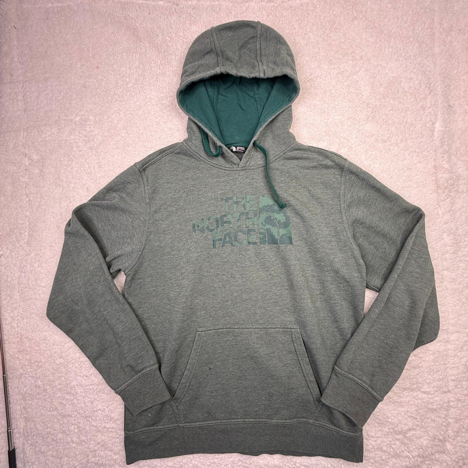 The North Face Green Logo Hoodie Men's Large Pullover Casual Comfort