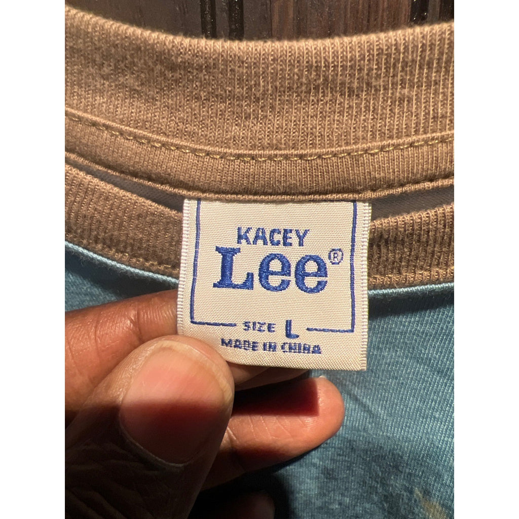 Lee Space Cowboy Desert Landscape Graphic Tee Camo Sleeve T-Shirt Blue Brown