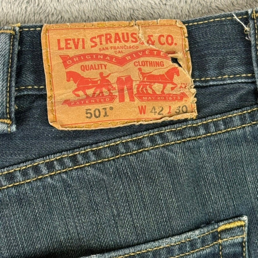 Levi Strauss Co 501 Jeans Mens 42x30 Button Fly Dark Wash Denim Made in Mexico