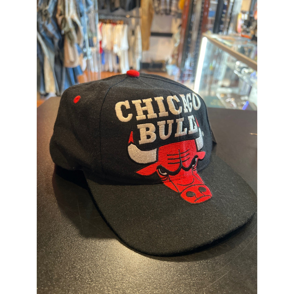 Chicago Bulls Snapback Hat Black Red NBA Basketball Embroidered Flat Brim Cap