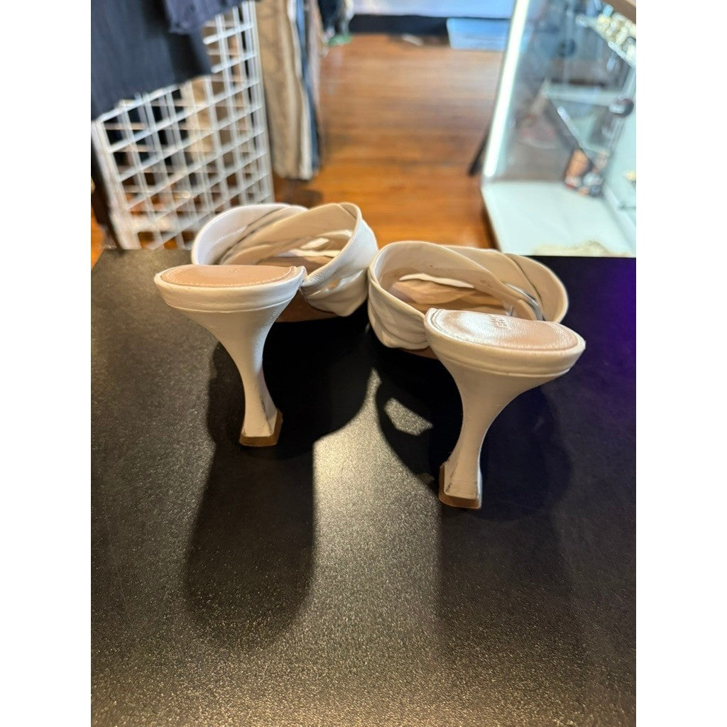 Veronica Beard White Leather Twisted Knot Mule Heels Open Toe Sandals Size 8M