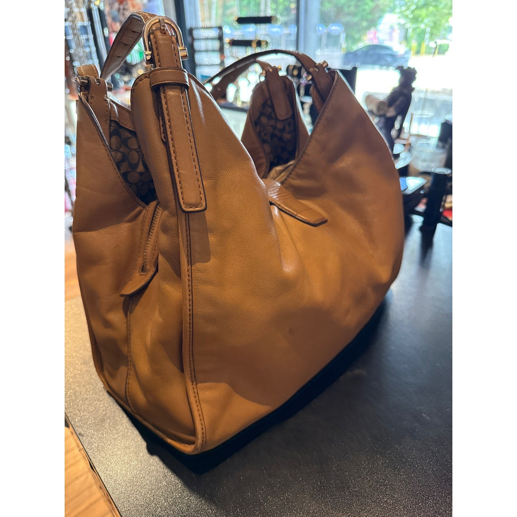 Coach Tan Leather Hobo Shoulder Bag Silver Turnlock Handbag 13x11