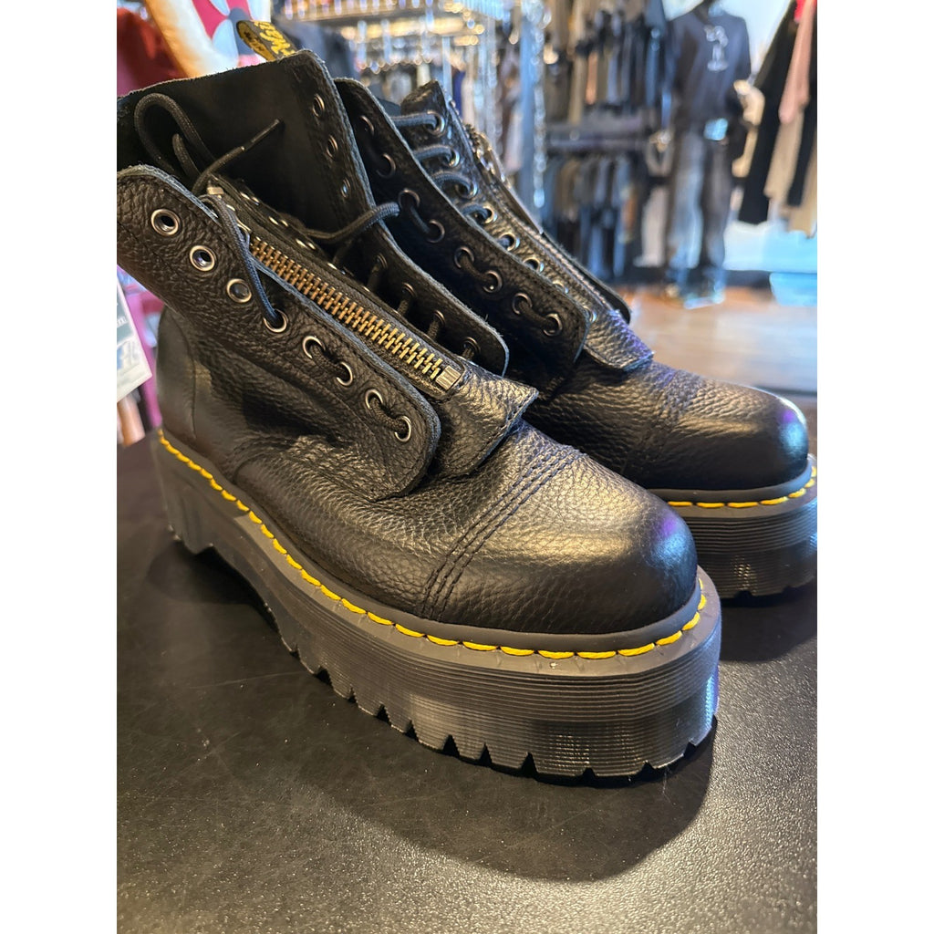 Dr. Martens Sinclair Black Milled Nappa Leather Platform Boots Mens 8 Womens 9