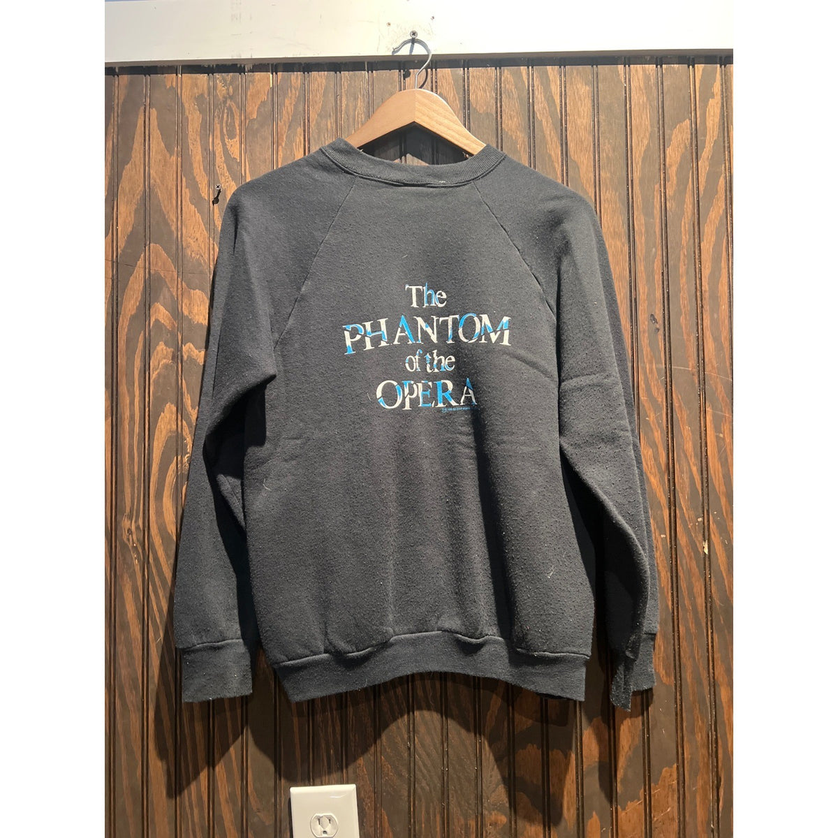 Vintage 1986 Phantom of the Opera Sweatshirt Black Mask Raglan Broadway 20x24