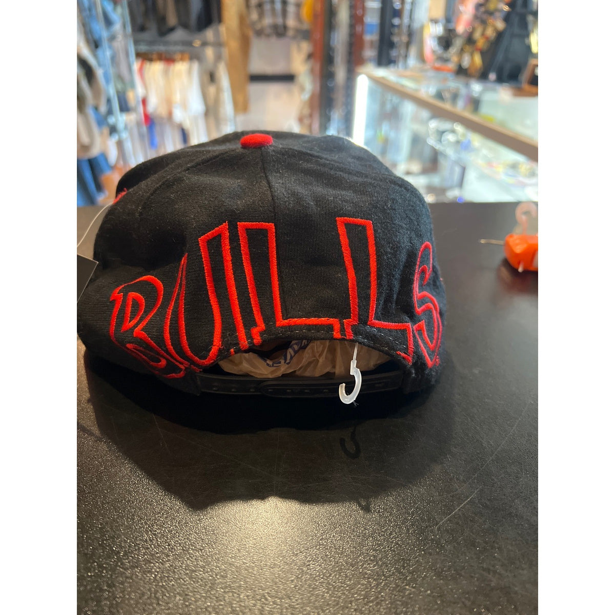 Chicago Bulls Snapback Hat Black Red NBA Basketball Embroidered Flat Brim Cap