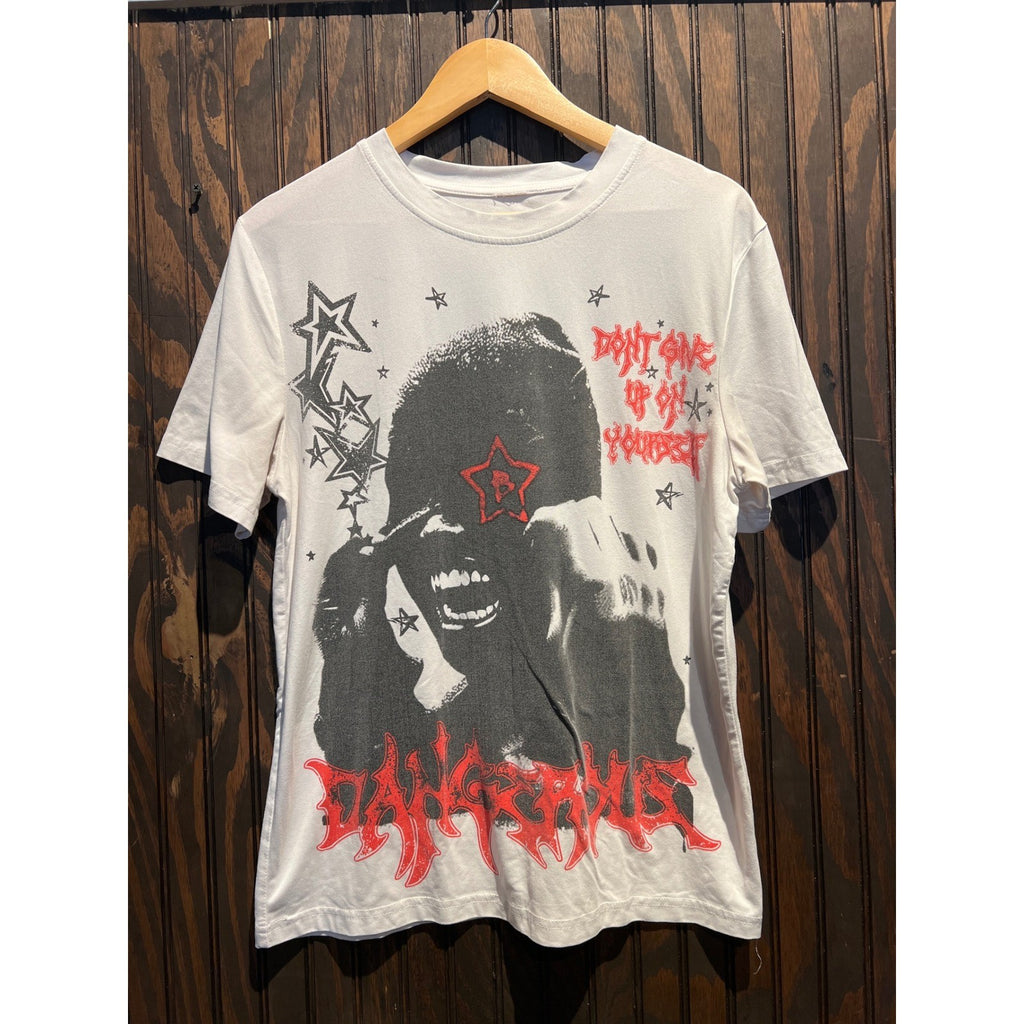 ROMWE Dangerous Graphic T-Shirt White Streetwear Gothic Stars Motivational Tee