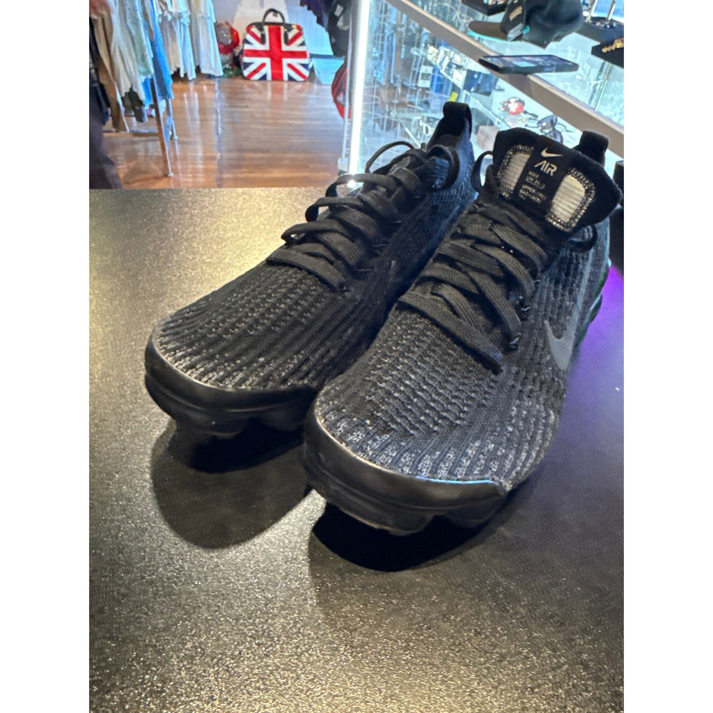 Nike Air VaporMax Flyknit 3 Mens Black Running Shoes AJ6910-002 Size 8.5