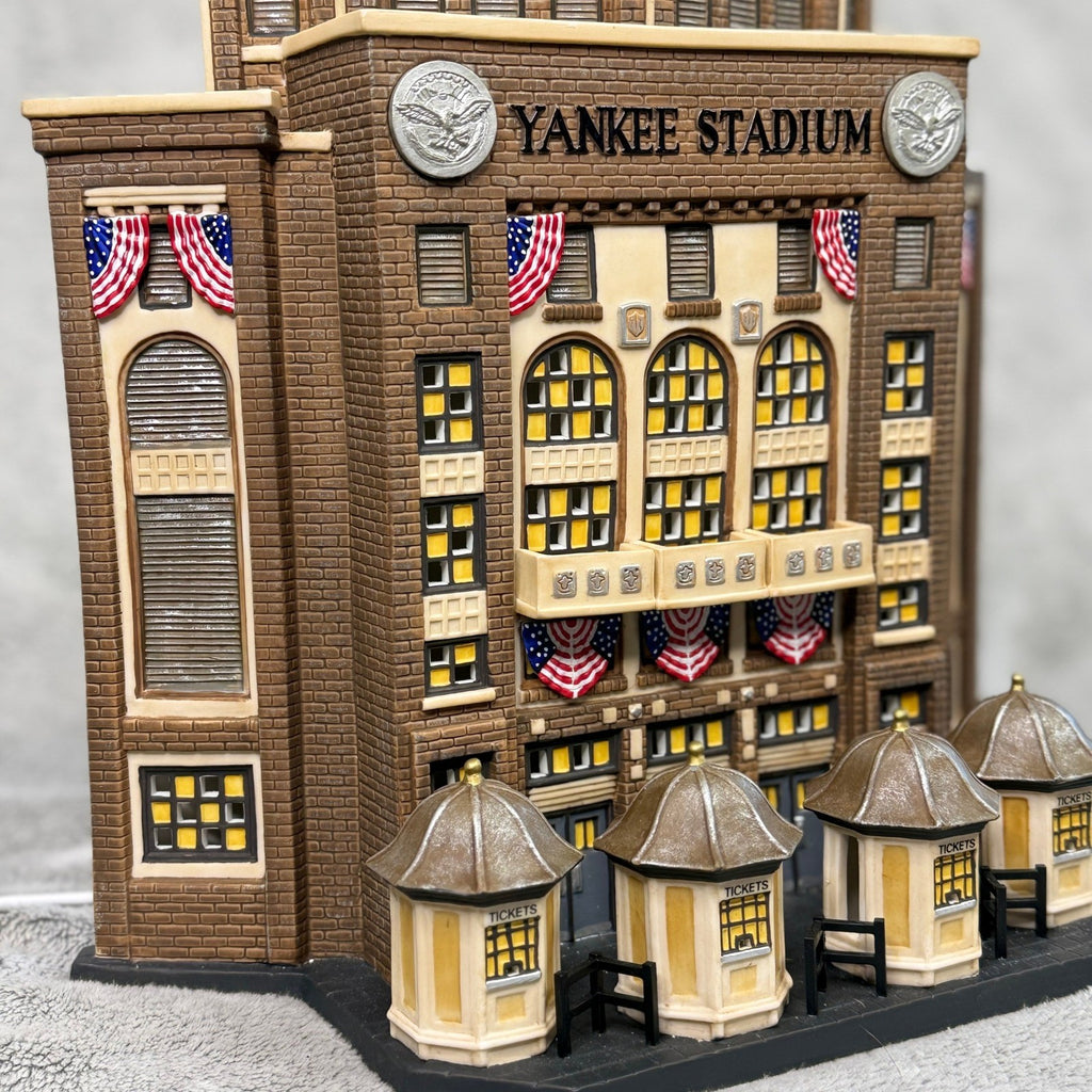 Dept 56 – New York Yankees "Yankee Stadium" Lighted Building