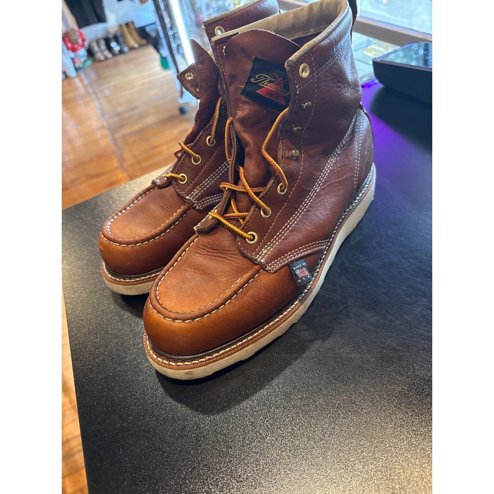 Thorogood American Heritage Tobacco Oil-Tanned Leather Moc Toe Work Boots 6in