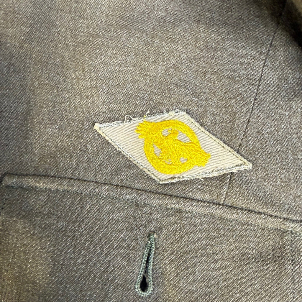 authentic WWII U.S. Army Air Force service dress jacket, man's tunic 1940s