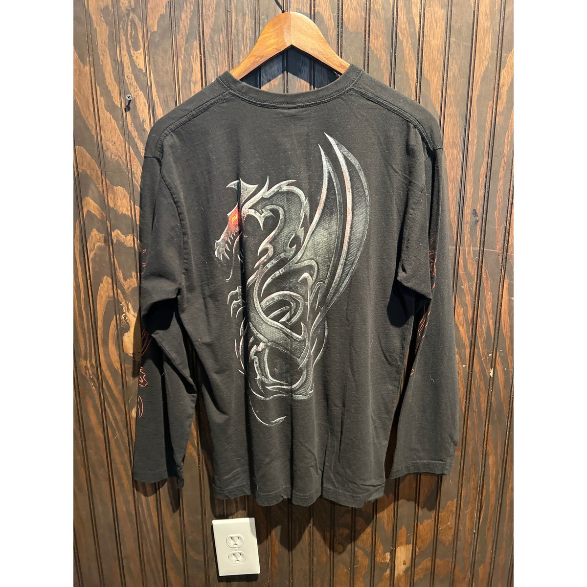 Mens Black Fantasy Dragon Graphic Long Sleeve Shirt Crew Neck Tee 21x28
