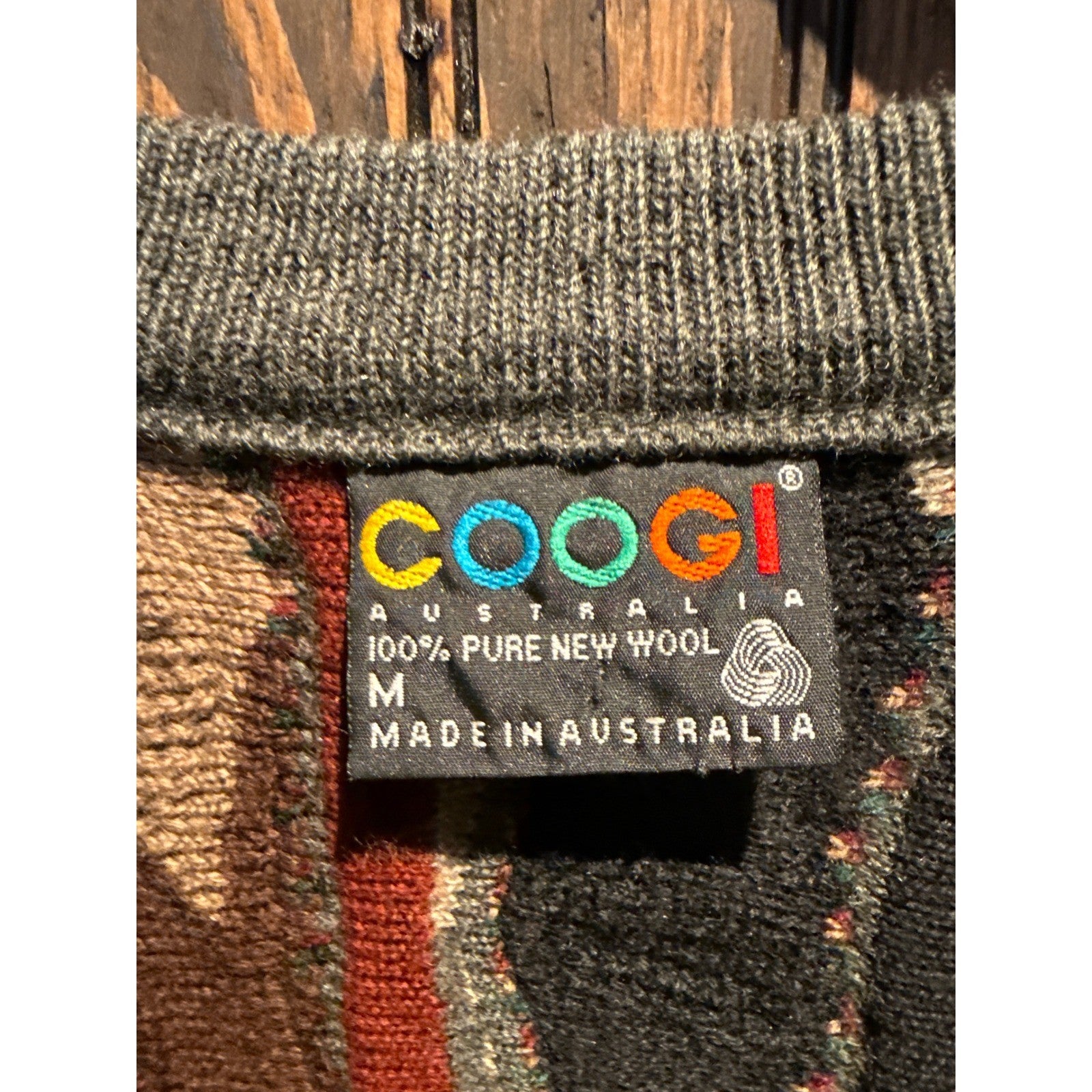Vintage Coogi Australia 3D Knit Wool V-Neck Sweater Multicolor Mens XL 26x29