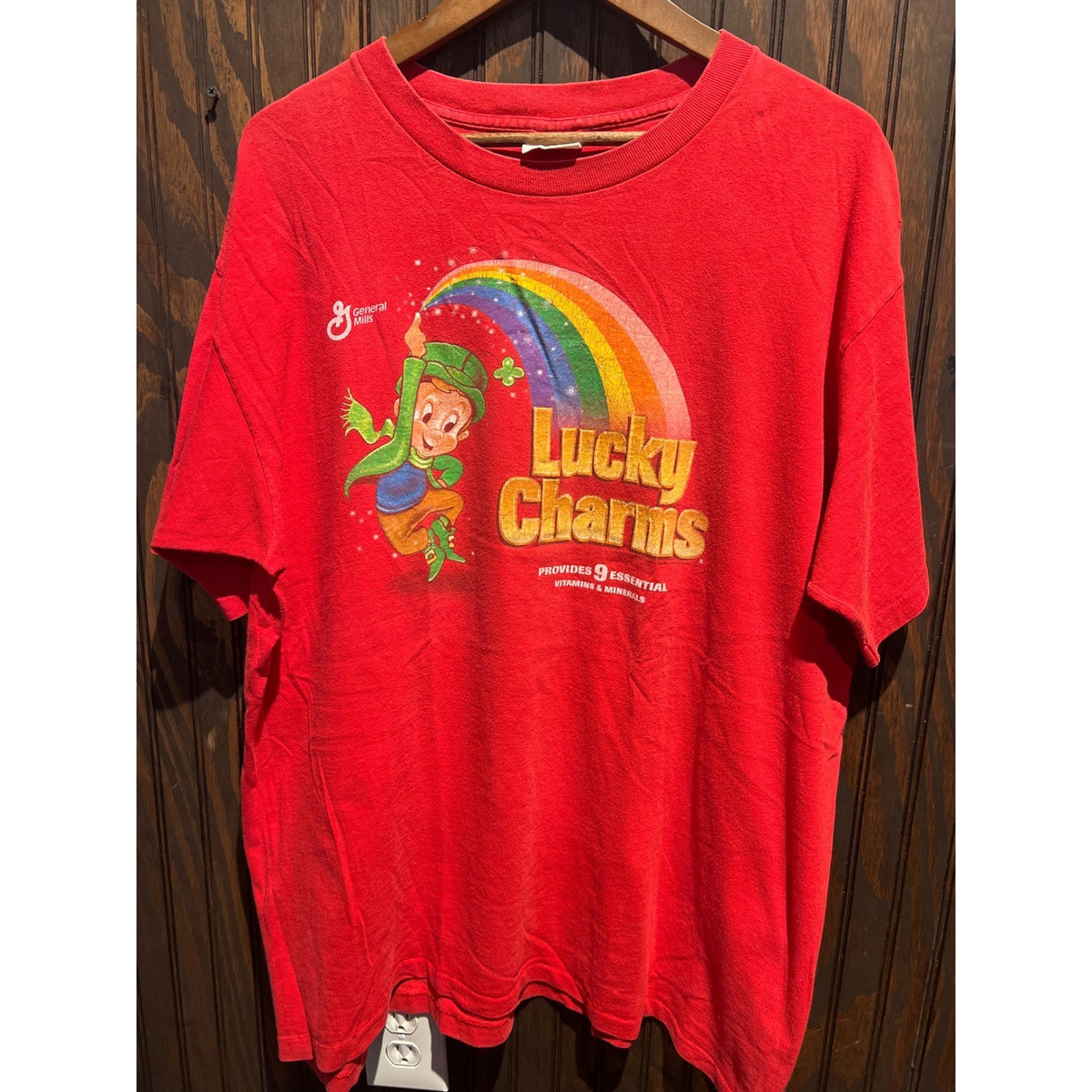Vintage Lucky Charms Cereal T-Shirt Red Lucky Leprechaun Graphic Tee 25x30