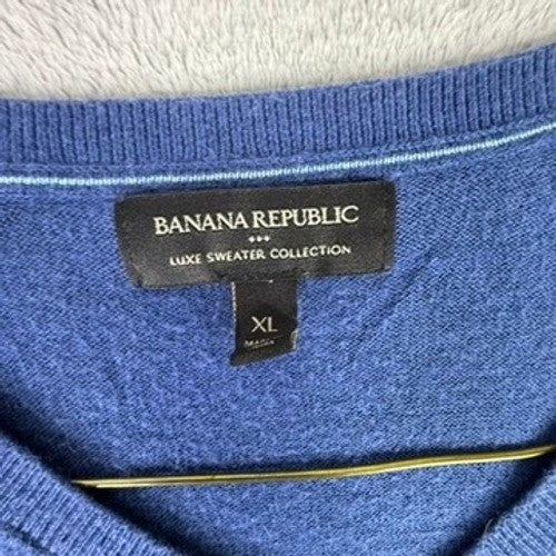 Banana Republic Luxe Sweater Collection Mens XL Blue V-Neck Pullover Sweater