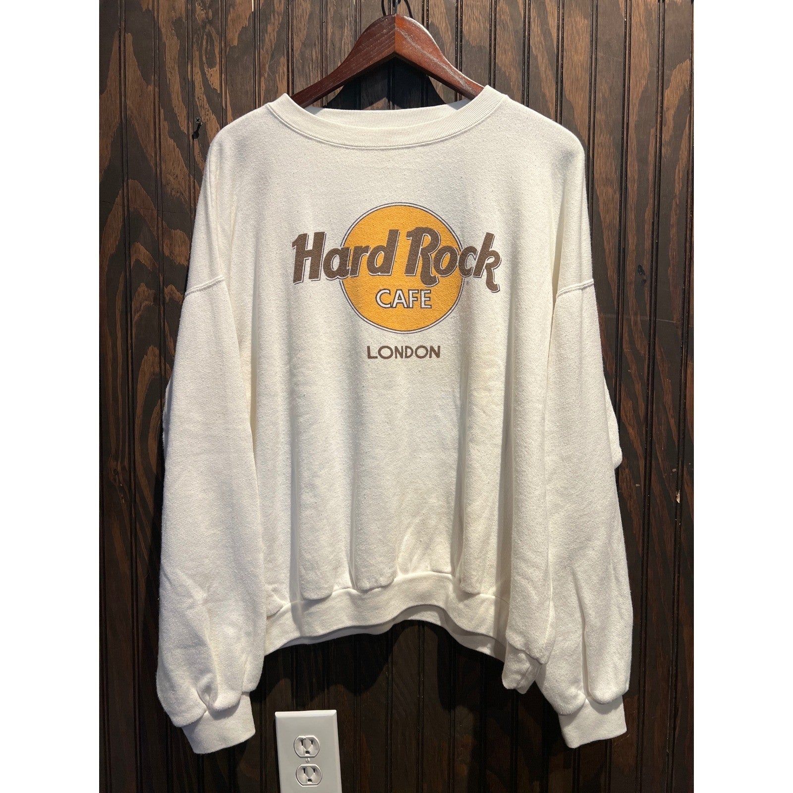 Hard Rock Cafe London Sweatshirt Off-White Graphic Pullover Oversized 27x24