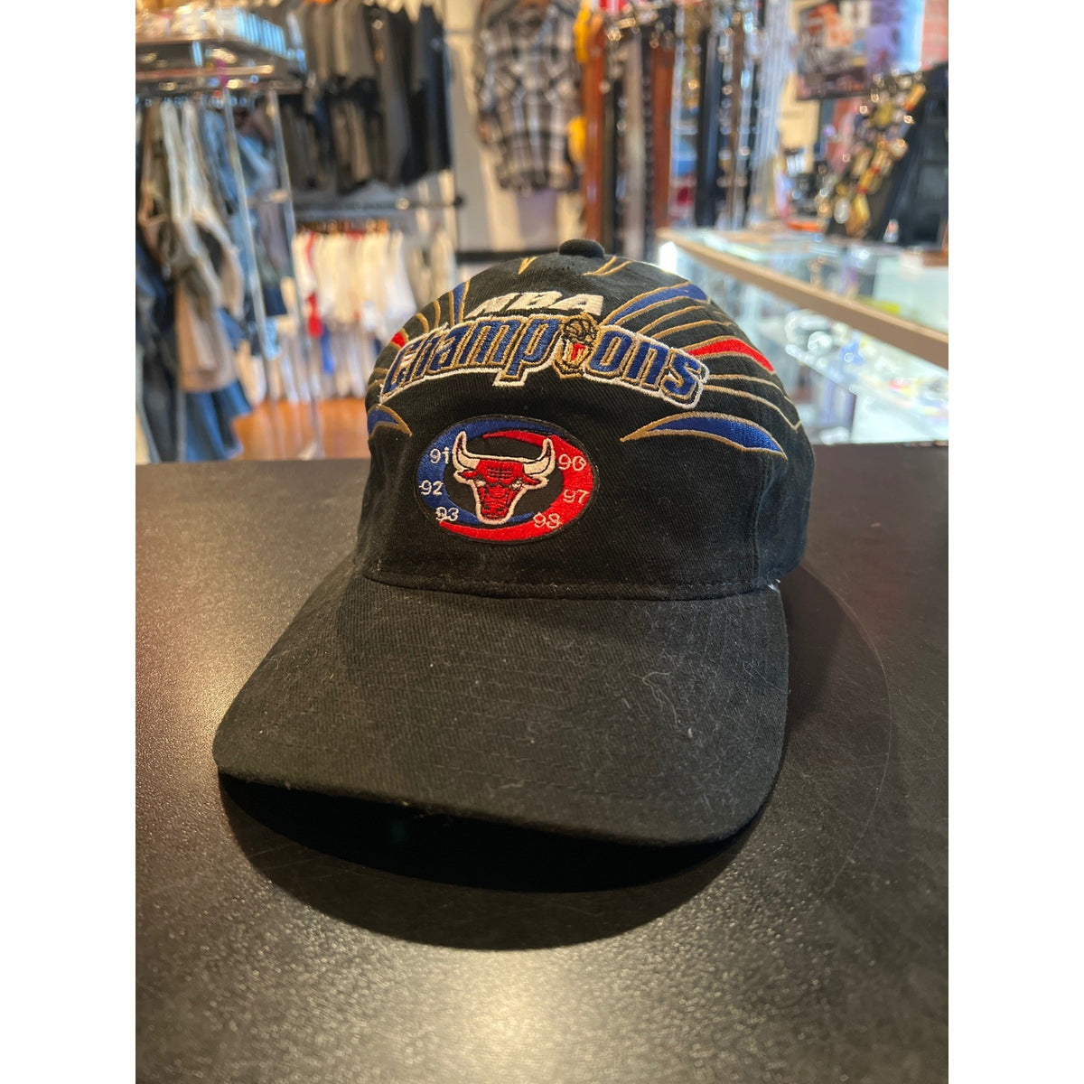 Vintage Chicago Bulls NBA Champions Hat Black 6-Peat 90s Baseball Cap Adjustable