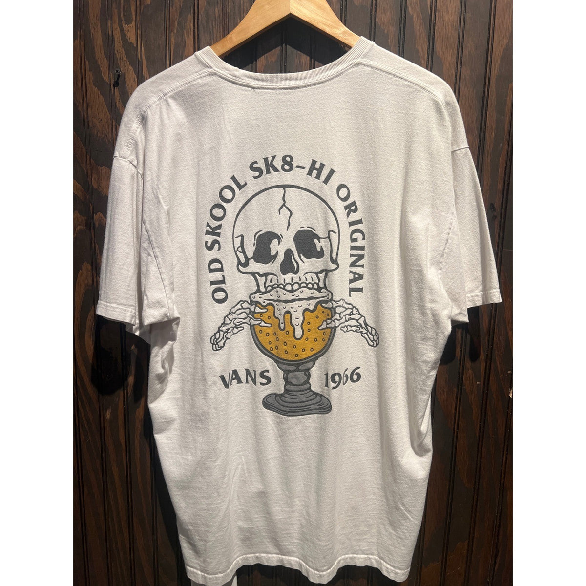 Vans Off The Wall Mens Graphic T-Shirt Off-White Skull Chalice 1966 Skate Tee