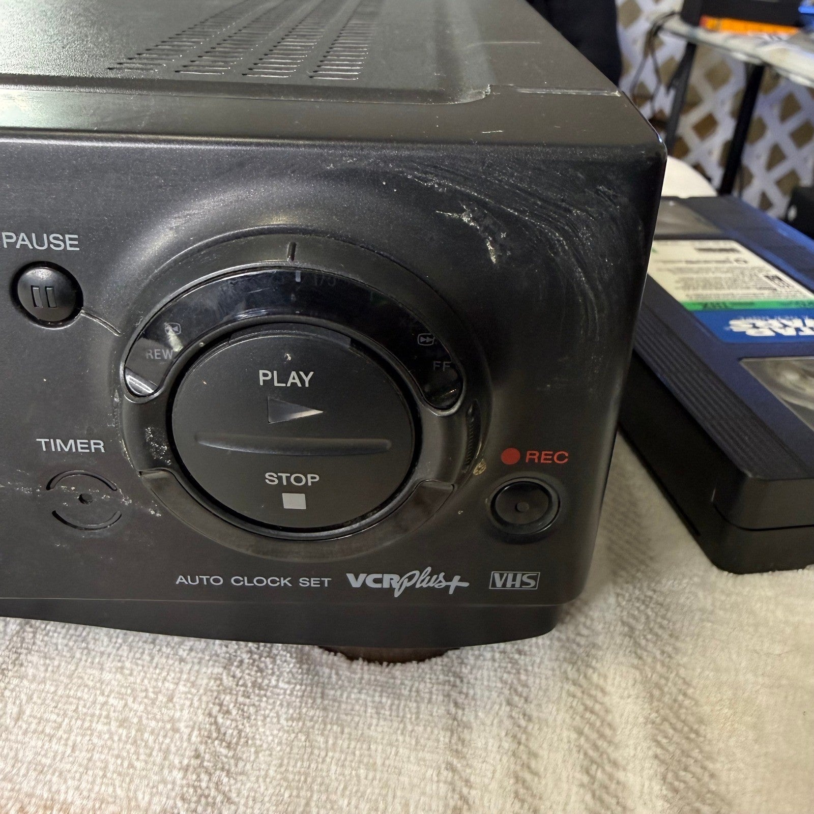 Sony SLV-740HF VHS VCR 4-Head Hi-Fi Stereo Video Cassette Recorder Black