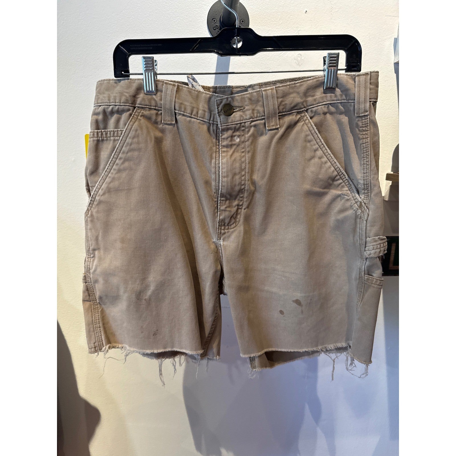 Carhartt Mens Tan Canvas Carpenter Work Shorts Cut Off Distressed 32W 7 Inseam