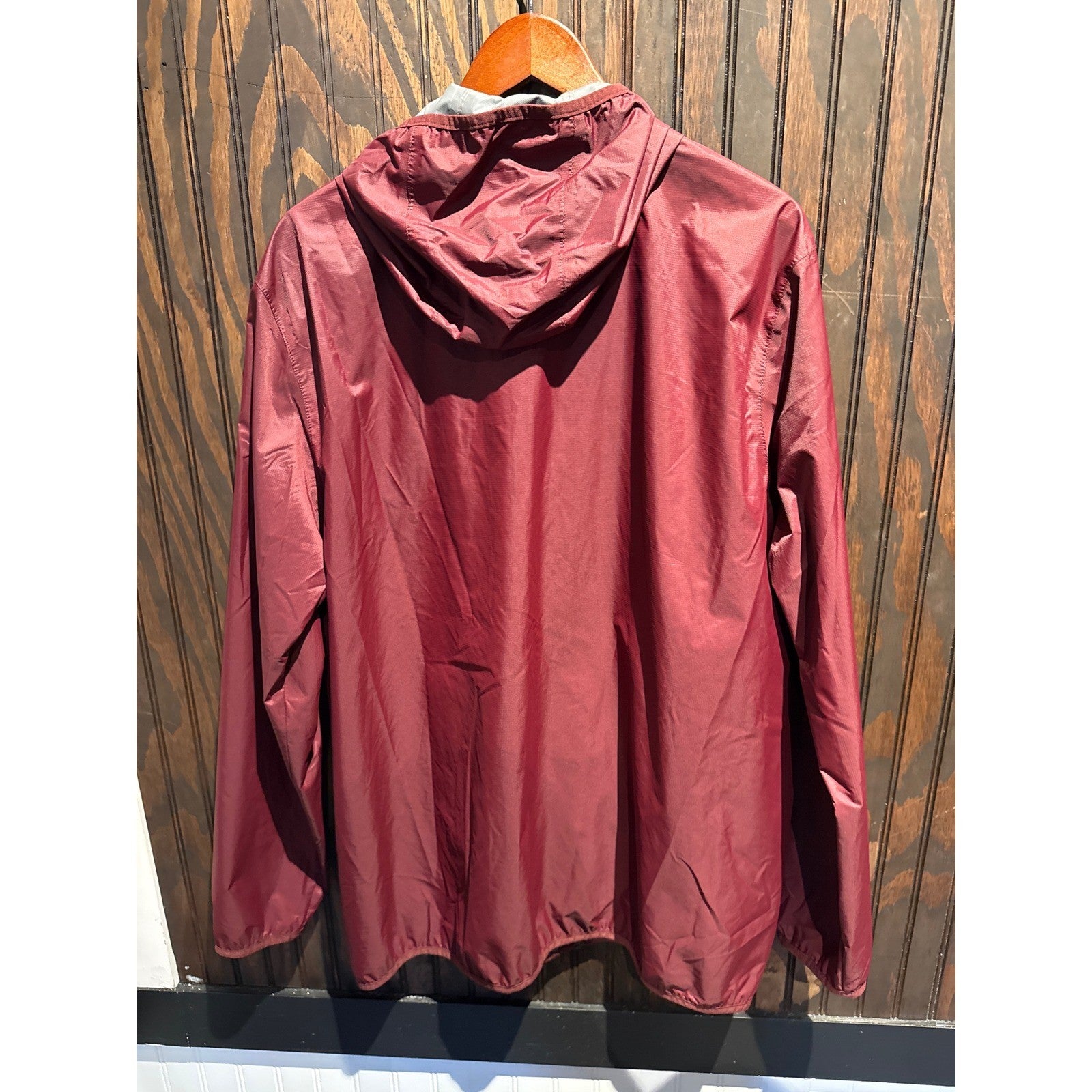 Timberland Mens Hooded Windbreaker Jacket Burgundy Maroon Full Zip Lightweight L