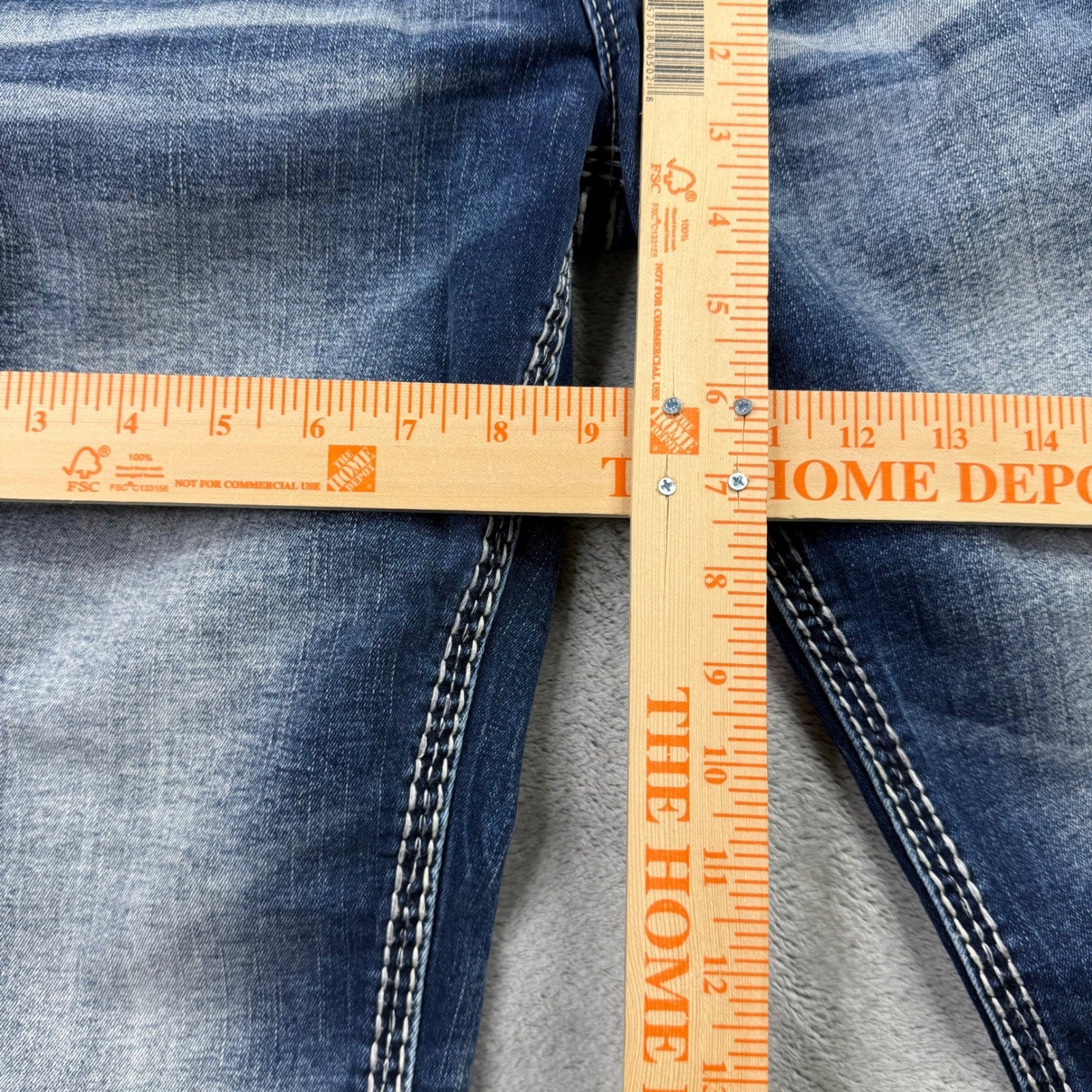 Rock Revival Nuri Easy Skinny Jeans Women's Size 29 Blue Wash Embellished