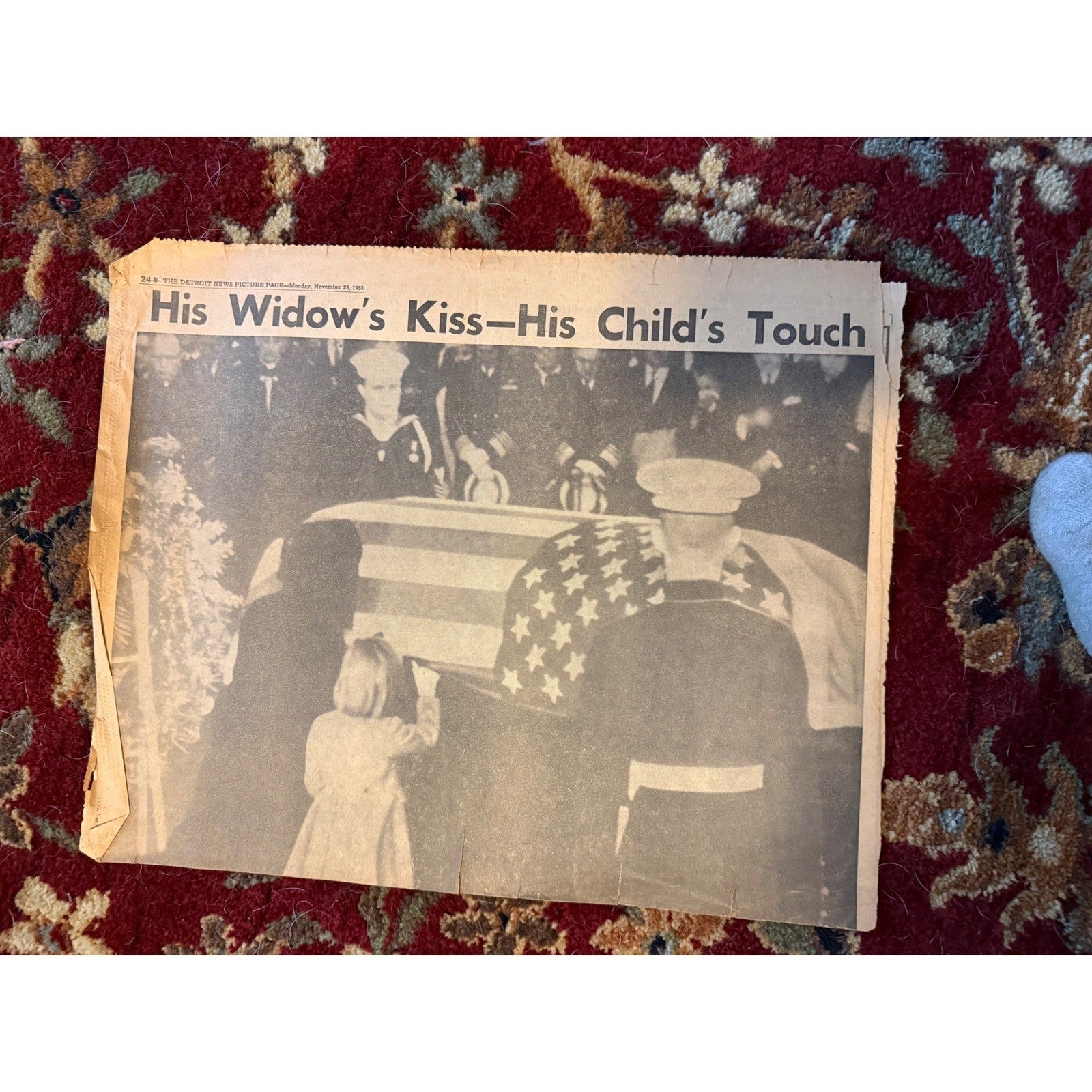 Vintage 1963 Detroit News JFK Funeral Picture Page His Widows Kiss Childs Touch