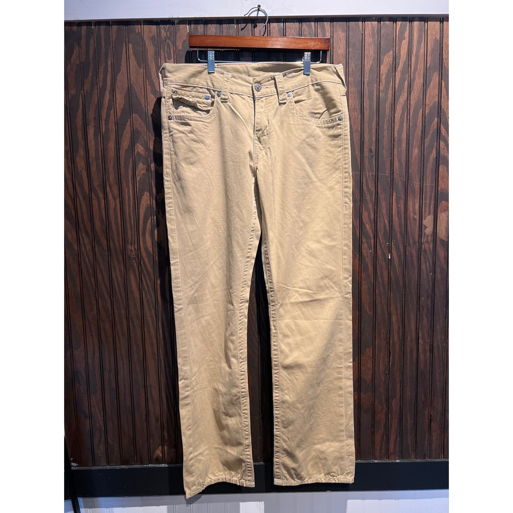 True Religion Ricky Straight Leg Khaki Tan Pants Mens 34x33 Horseshoe Stitching