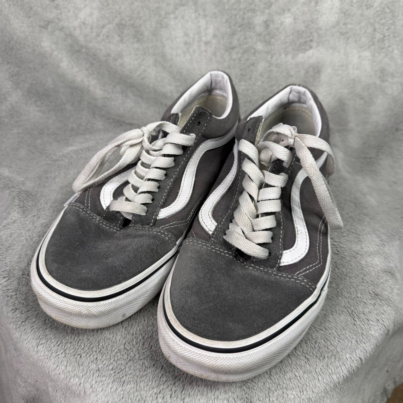 Vans Old Skool Gray Suede White Stripe Low Top Skate Shoes Womens 8 Mens 6.5