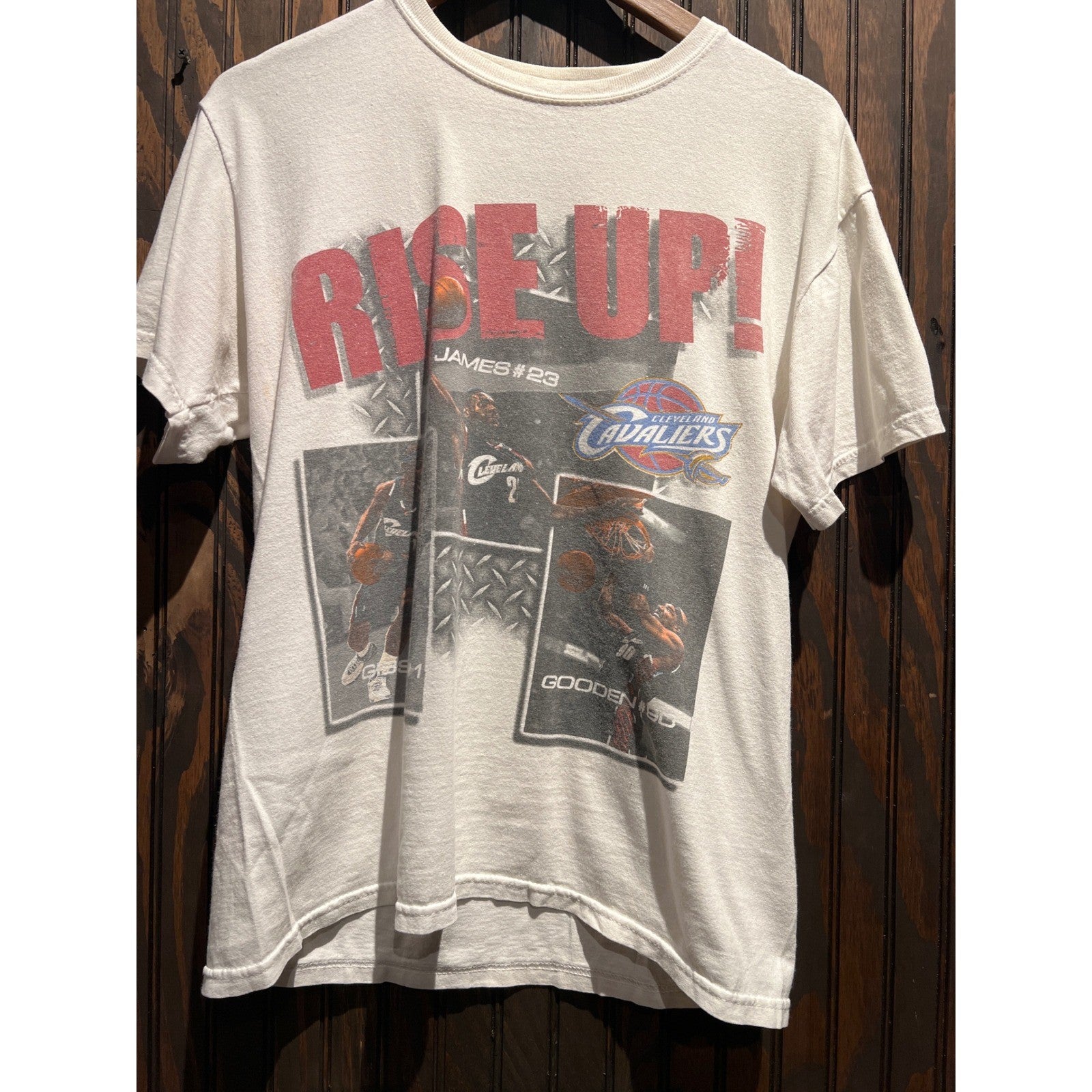 Vintage Cleveland Cavaliers Rise Up LeBron James Graphic T-Shirt White NBA 22x26