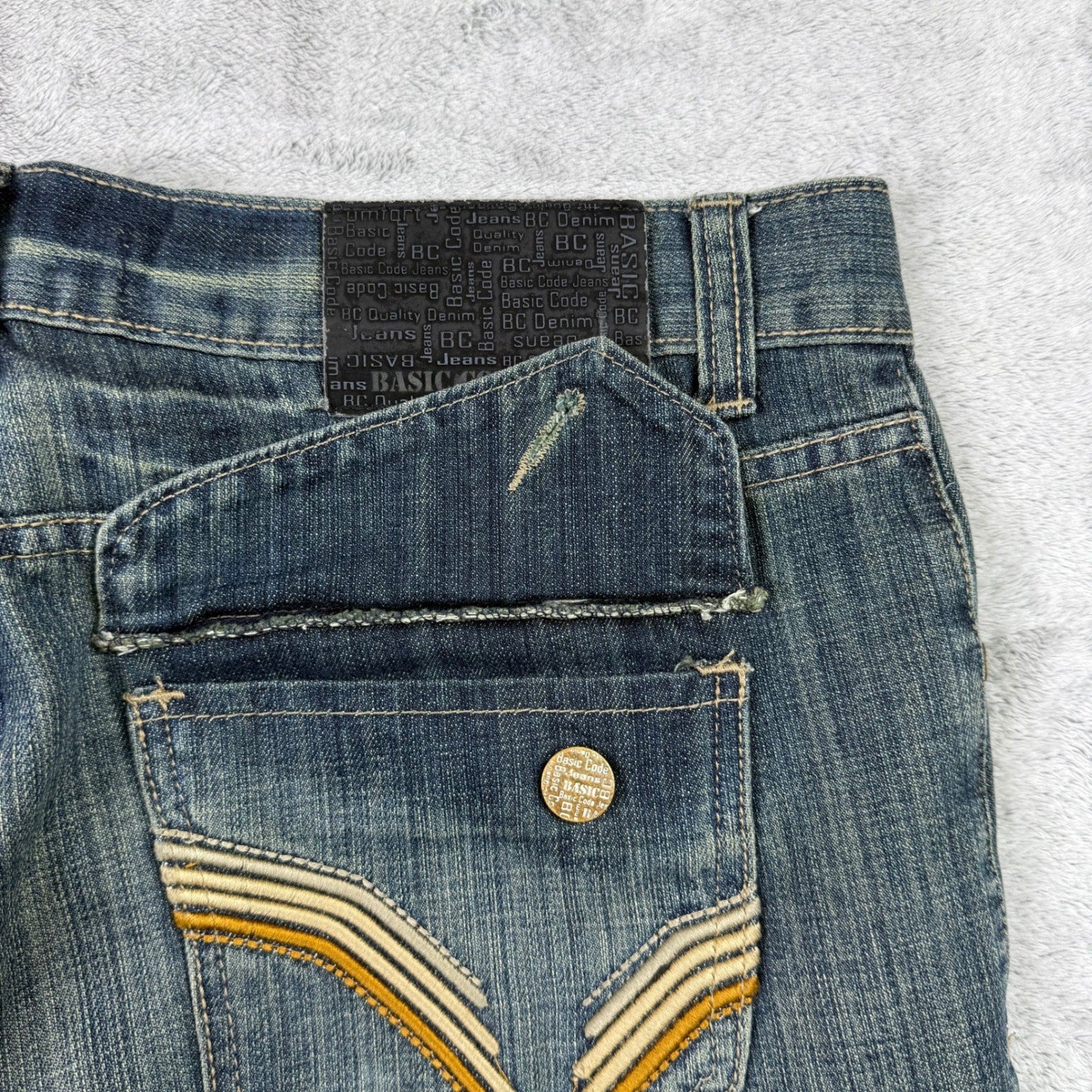 BASIC CODE JEANS Mens W34 L30 Blue Denim Straight Leg Distressed Style Jeans