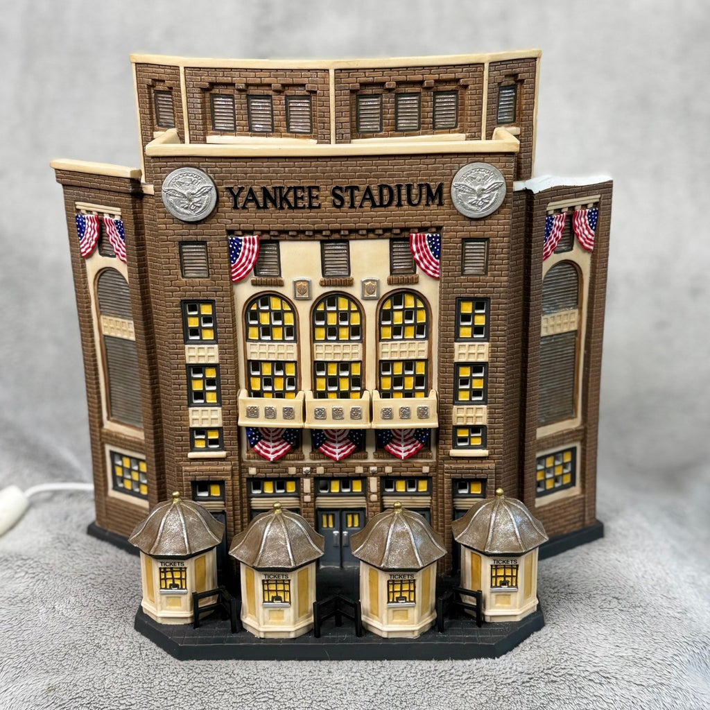 Dept 56 – New York Yankees "Yankee Stadium" Lighted Building