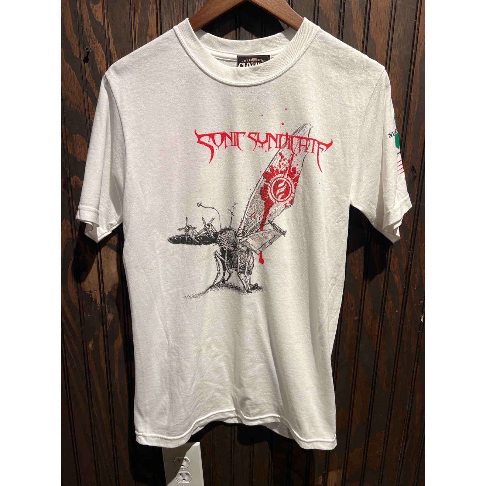 Sonic Syndicate Band T-Shirt White Nuclear Blast Records Graphic Tee Mens M