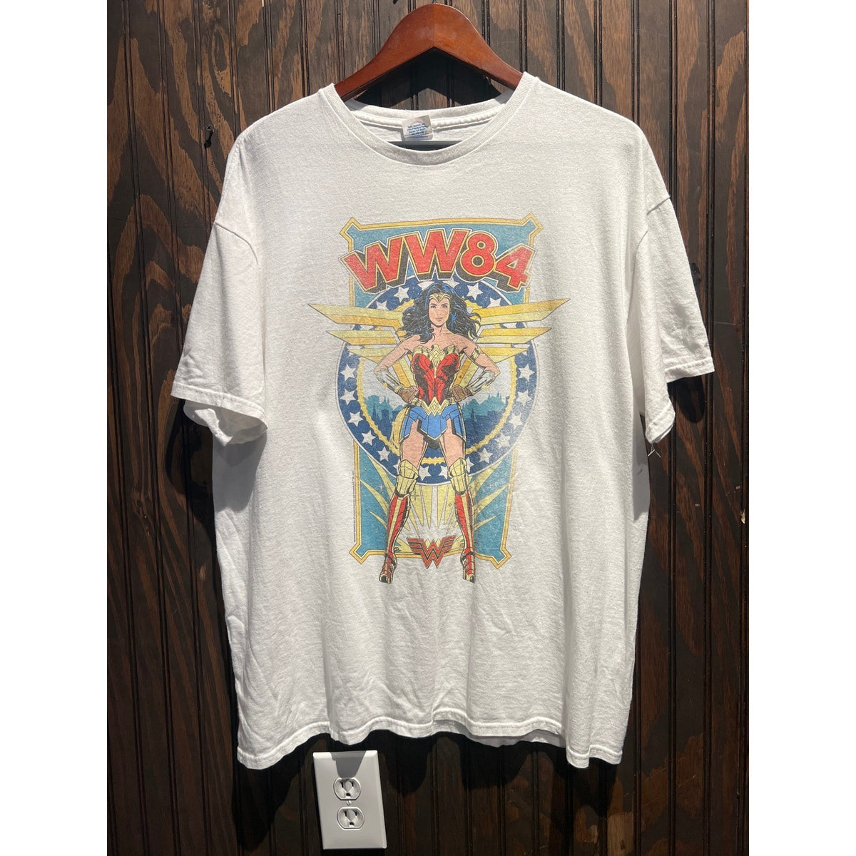 DC Comics Wonder Woman 1984 WW84 White Graphic T-Shirt Mens XL Short Sleeve