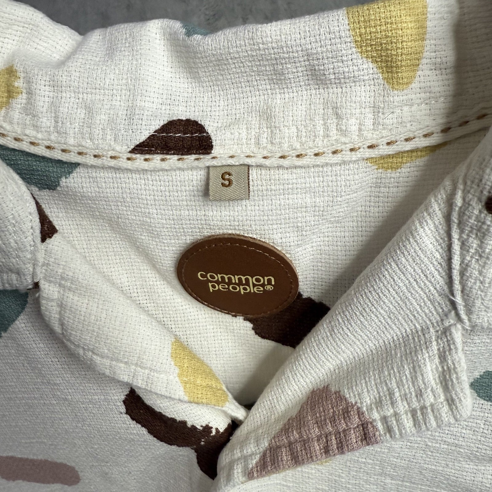 Common People Men's Short-sleeve Button Down/Up ECRU Shirt ( small)