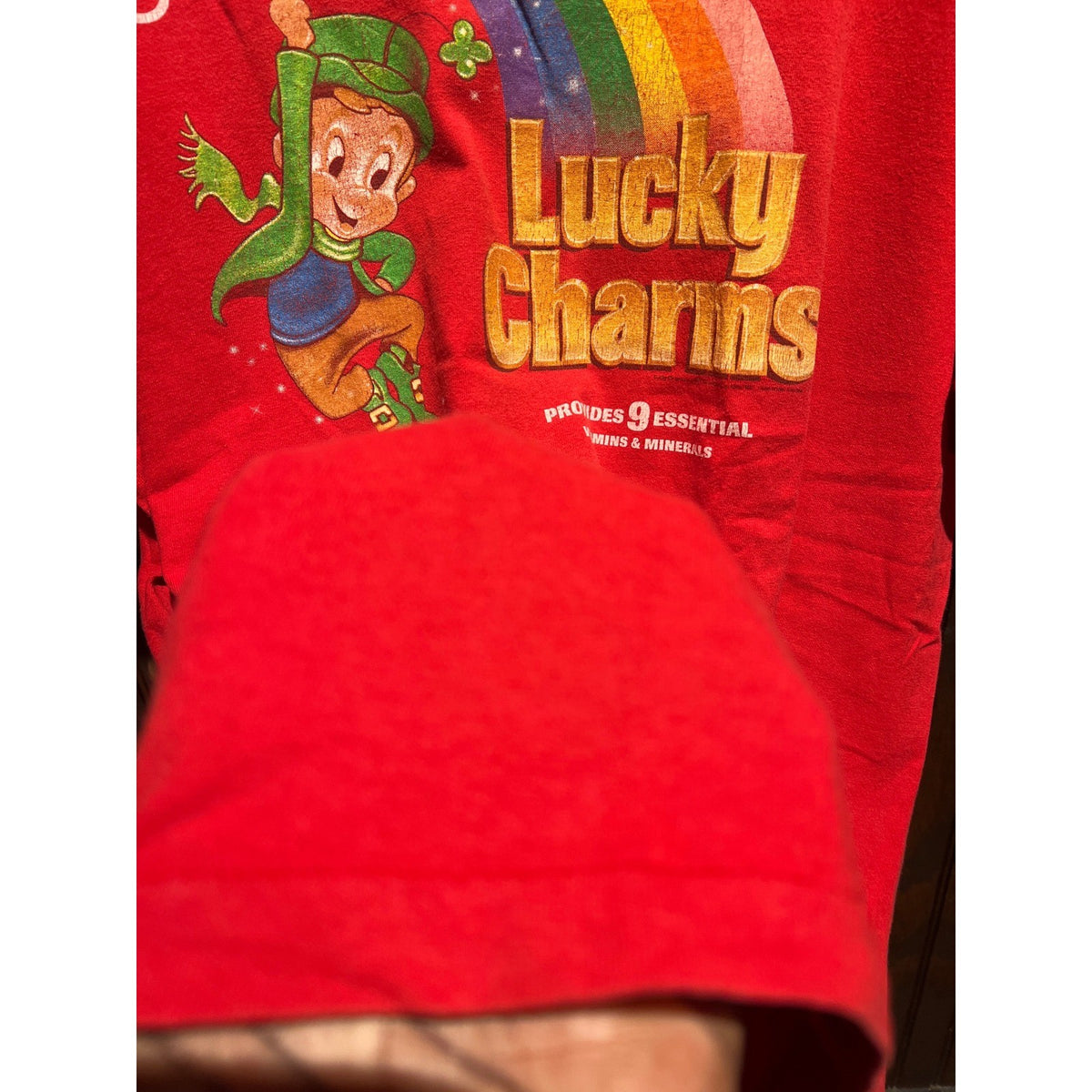Vintage Lucky Charms Cereal T-Shirt Red Lucky Leprechaun Graphic Tee 25x30