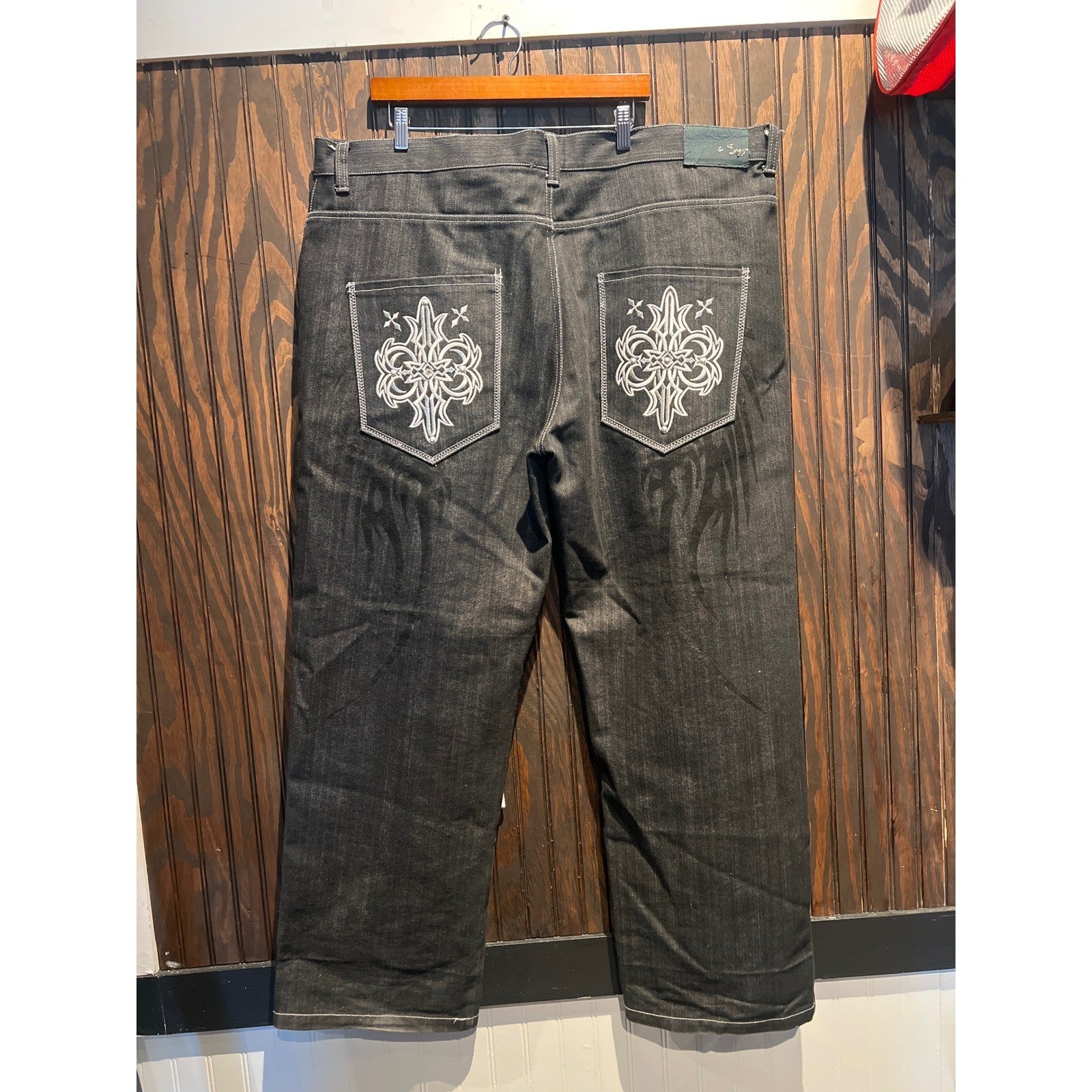Mens Black Denim Straight Leg Jeans White Contrast Stitch 48x35 Streetwear