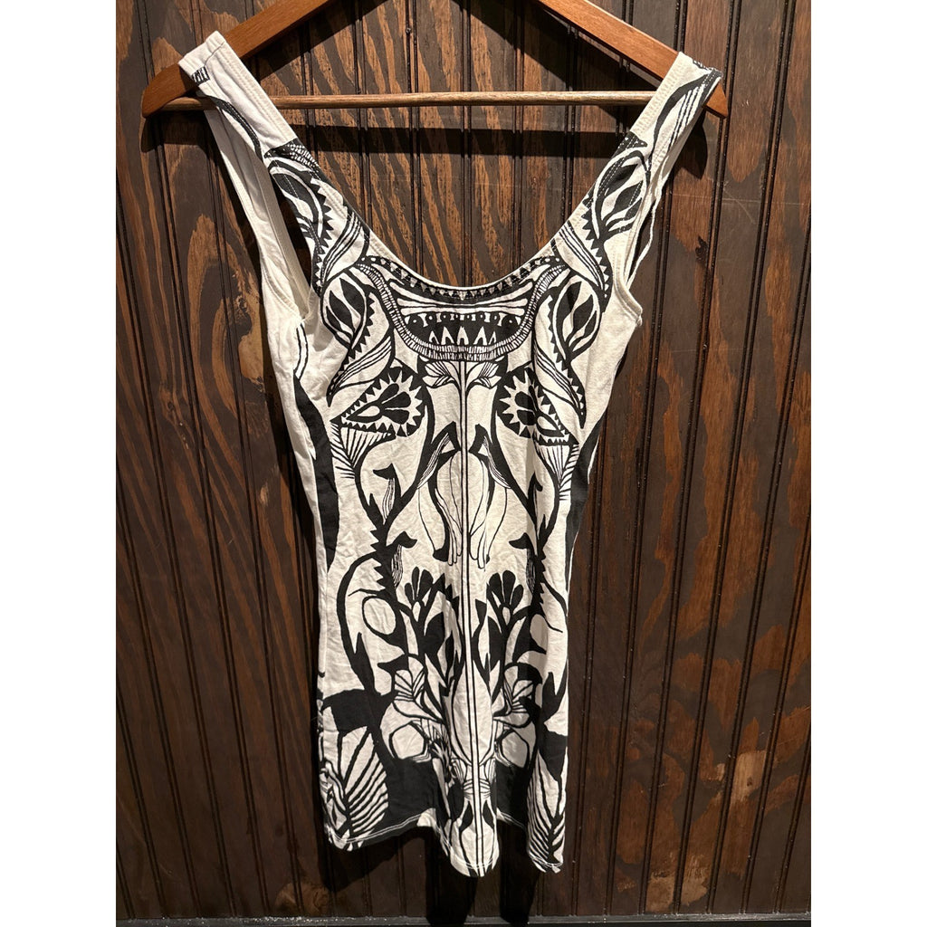 Free People White Graphic Print Sleeveless Tank Top Tunic Scoop Neck Boho Slim