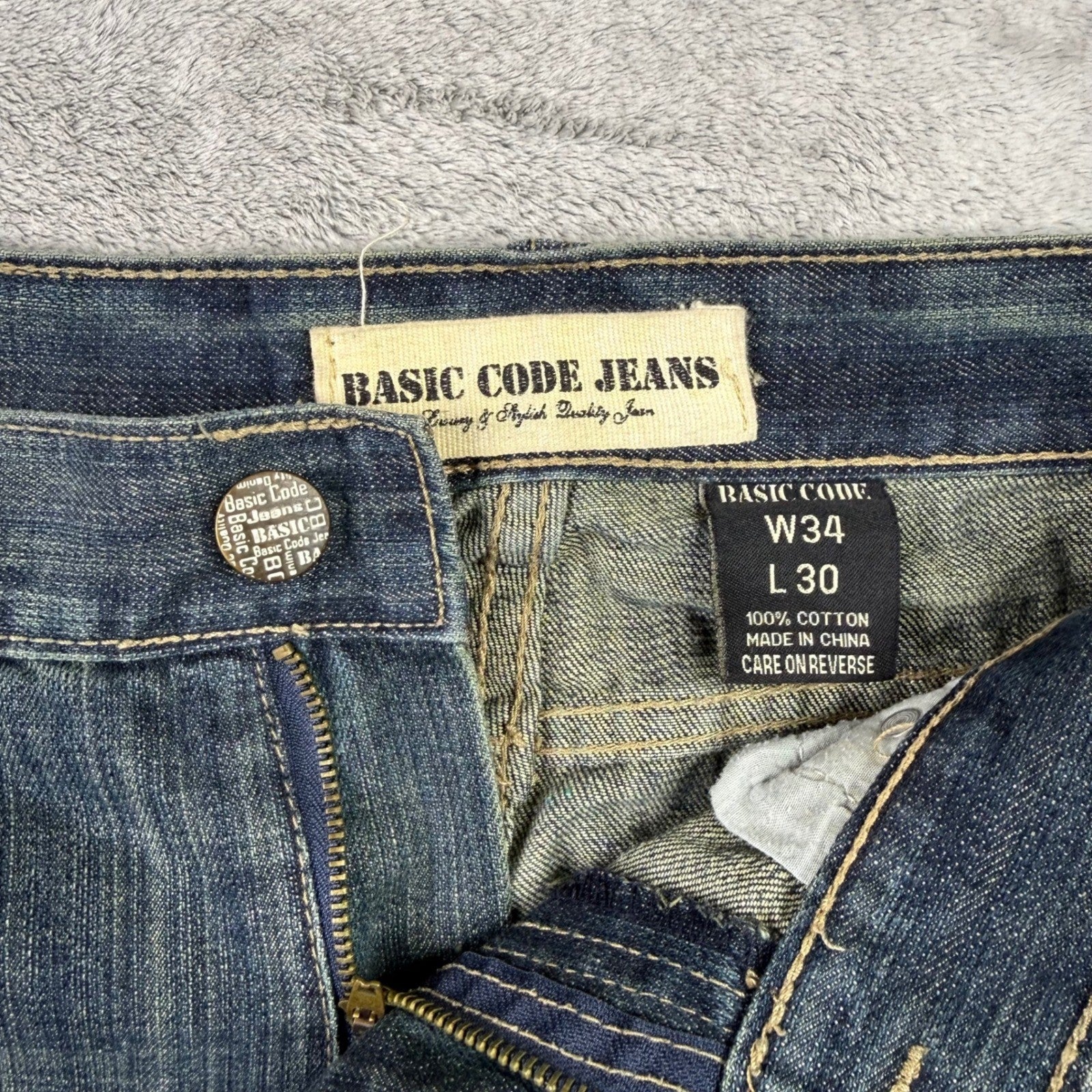 BASIC CODE JEANS Mens W34 L30 Blue Denim Straight Leg Distressed Style Jeans