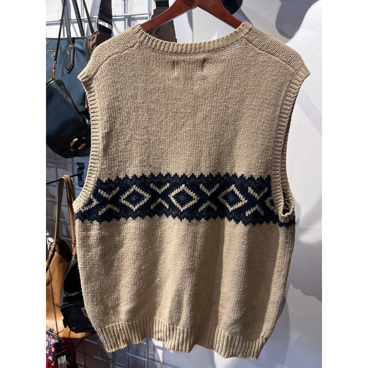 Vintage Quality & Integrity Tan Navy Diamond Knit Sweater Vest V-Neck XL 25x31