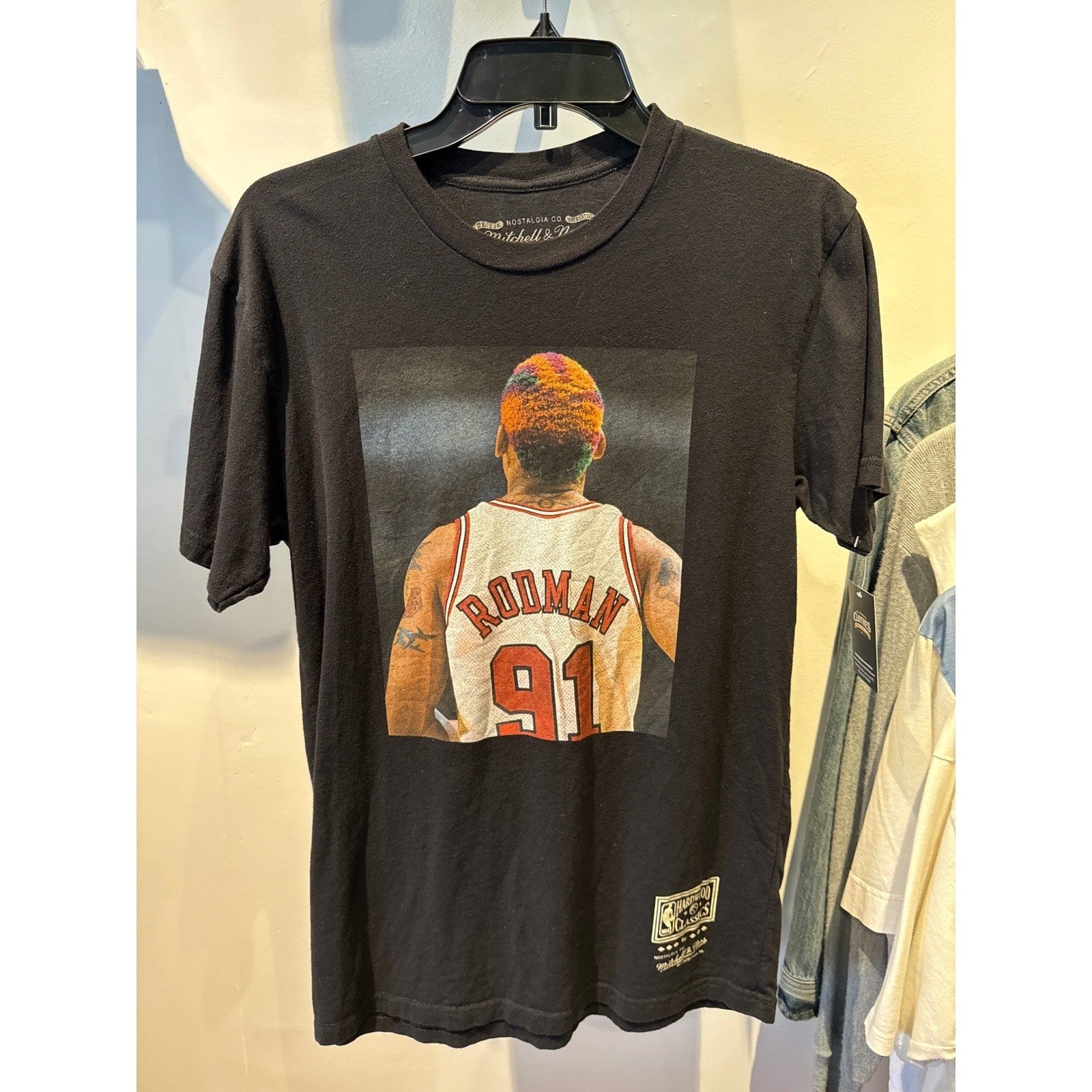 Mitchell & Ness Dennis Rodman Chicago Bulls Black Graphic T-Shirt Mens Medium