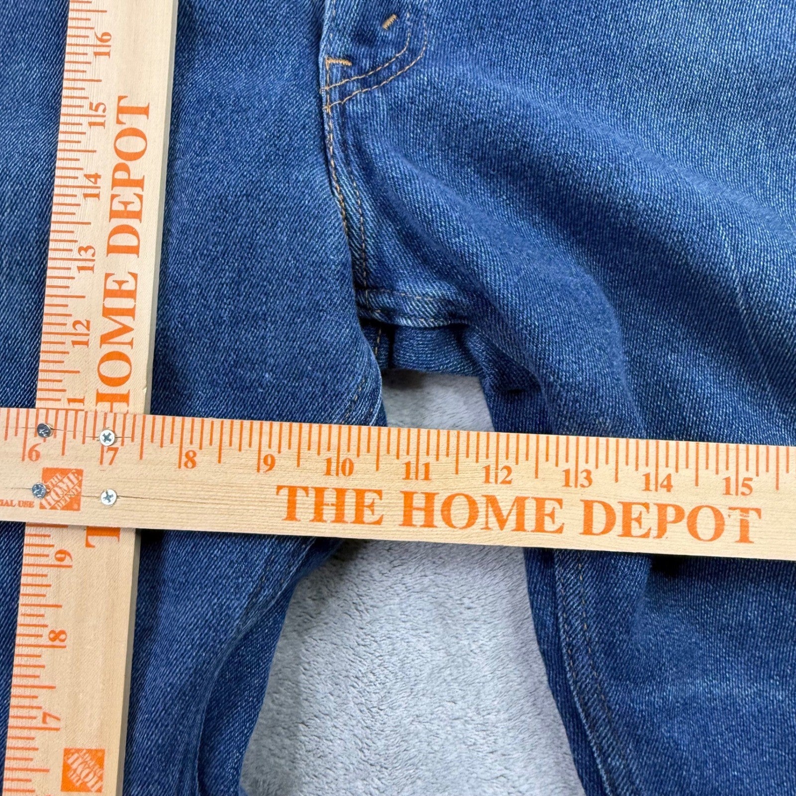 Levi's 501 Original Fit Jeans Medium Wash Button Fly Men's 38x29